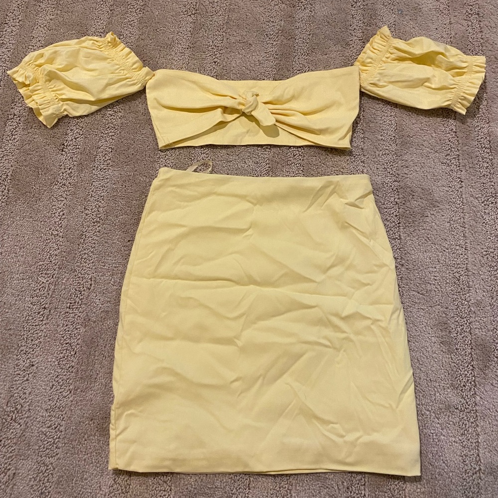matching yellow set